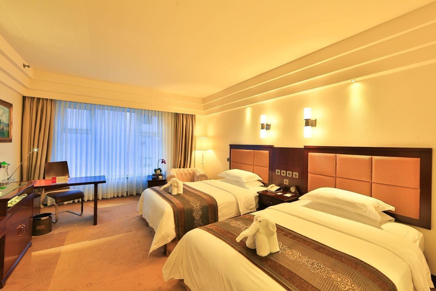 Ramada Chengdu North Hotel Exterior photo
