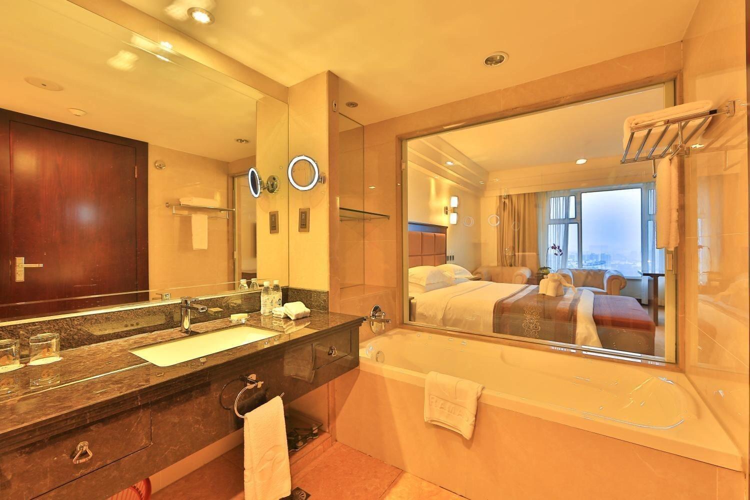 Ramada Chengdu North Hotel Exterior photo